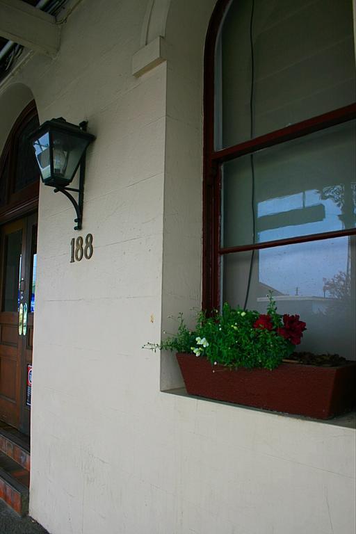 Southern Railway Hotel Goulburn Exterior photo